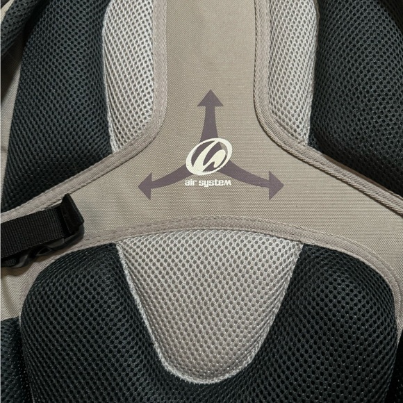 Go Sport | Andina 40 Liter Air System Trekking Hiking Waterproof Backpack - Picture 12 of 13